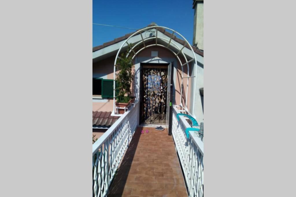 Villa Mansarda A Noli Extérieur photo